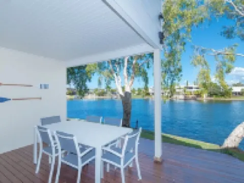 Noosa Entrance Waterfront Resort Hotels in Noosaville