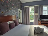 The Great Western Hotel Hotels near North Curry Village Hall