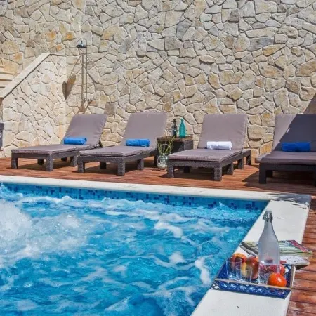 Luxury Villa Dolce Vita with Pool