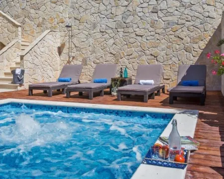 Luxury Villa Dolce Vita with Pool Hotels in Orasac