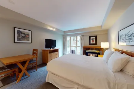 Whistler Peak Lodge
