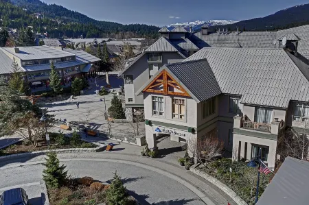 Whistler Peak Lodge