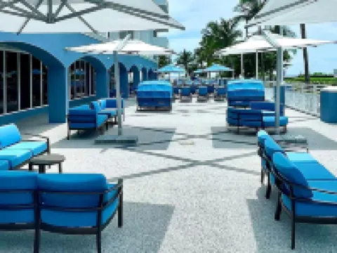 Solara Surfside Hotels in Surfside