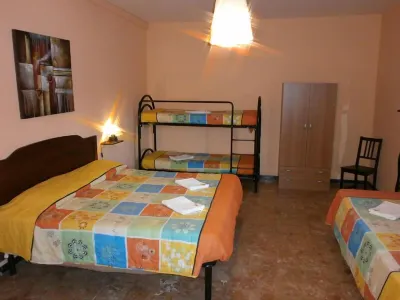 比薩機場房間 住宿飯店