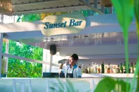 Soul Vacation Resort and Spa,Colva - bar