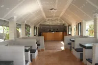 CHITWAN FOREST RESORT Hotels in Chitwan