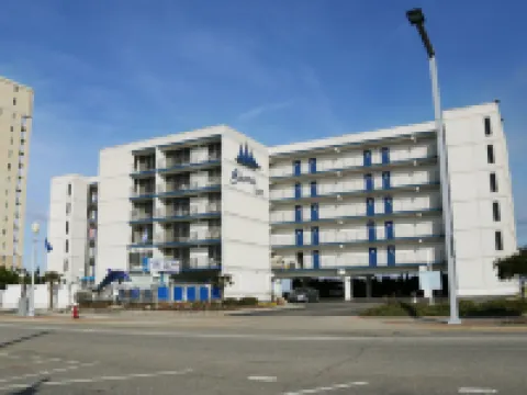 ชูเนอร์ อินน์ โรงแรมในเวอร์จิเนียบีช