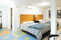 Pemberton Hotel (Motel) Hotels in Pemberton