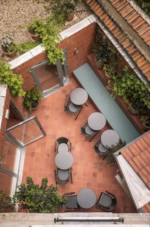 Hôtel Ami - Orso Hotels Отели рядом с достопримечательностью «Musee Mendjisky-Ecoles de Paris»