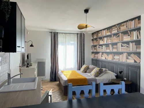 L'Escale d'Armor Hotels in Loudeac