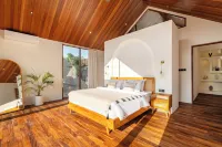 House of AD Hotels in Tabanan