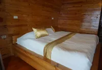 Phu Mok Camp Hotels in Thoeng