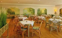 Trip Inn Axxon Hotel - breakfast