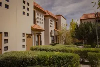 Suites Cervantes