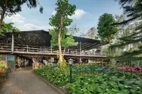 Royal Caravan Hotel & Outbound Trawas Hotel dekat Bumi Perkemahan Air Terjun Dlundung
