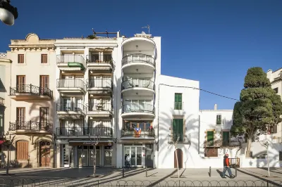 시체스 그룹 오션 Sitges Beach 주변 호텔