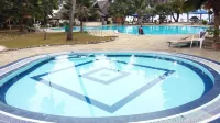 Jumuia Conference & Beach Resort - Pools
