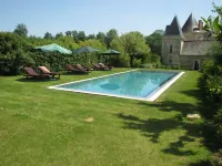 Château de Vaulogé Hotels in Asnieres-sur-Vegre