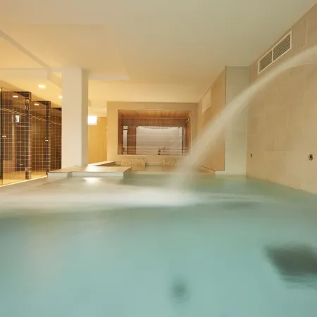 Ebano Hotel Apartments & Spa
