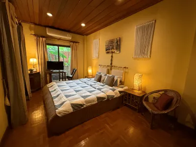 Saku Boutique Homestay Hotels near Wat Pa Yang (Wat San Pra Chao Deang)