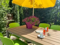 Art Apart Nomay Summercard Blick Top of Salzburg