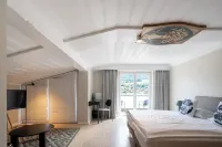Q! Hotel Maria Theresia - balcony