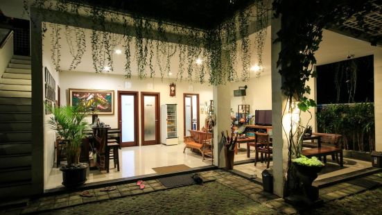 Dewi Villa Padangbai Hotel