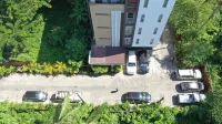 Green Paradise Hotel - parking