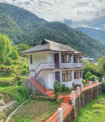 Alt Life Stays - Dharamkot Mcleodganj