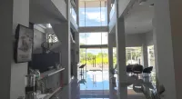 Kiyana Premiere Hotel Batang فنادق في Batang