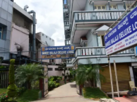 Shree Balaji Deluxe Lodge - Ramanagaram Hotels in Ramanagara
