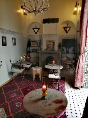 Riad Attarine - Kolam Renang Peribadi