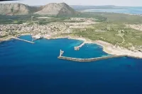 Ons C-Huis - Gansbaai Seafront Accommodation, Back-up Power