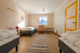 Lydersen Rorbuer Hostel & Apartments