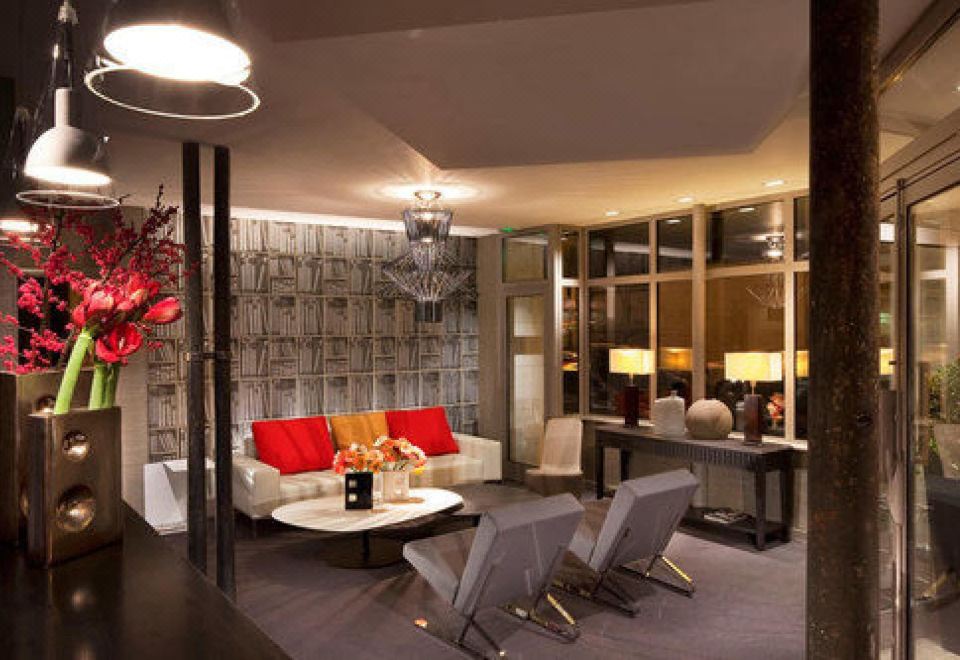 2. 아폴론 몽파르나..