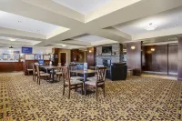 Holiday Inn Express & Suites SLAVE LAKE by IHG - breakfast