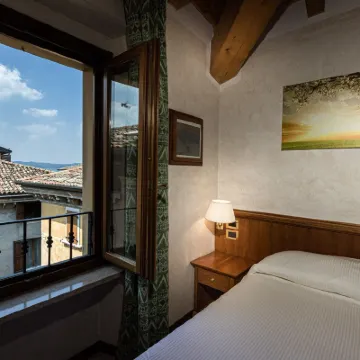 Hotel Corte Regina Hotels near Old City