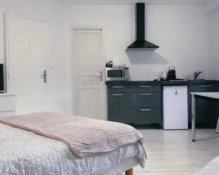 Casabina Hotels in Chelles
