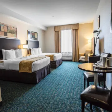 Comfort Hotel Bayer's Lake