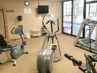 Wingate by Wyndham Louisville East - Gym