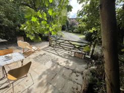 Remarkable Boultons Barn with Hot Tub & Opt Sauna