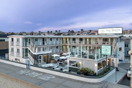 Sea Sprite Beach Club Отели рядом с достопримечательностью «Hermosa Beach Pier»
