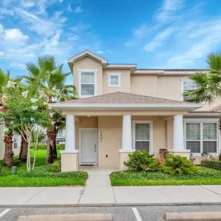 Serenity 3 Bed Townhome 3 Bedroom Townhouse by RedAwning
