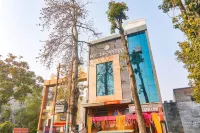 Fabexpress Grand Inn I Hotels in Lucknow