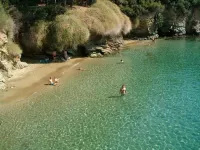 Renia Studios -Studio for 2 Pers with a Swimming Pool - Apartments