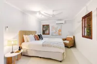 Melaleuca Hideaway - Beach Pool Free Parking Hotels in Carrara