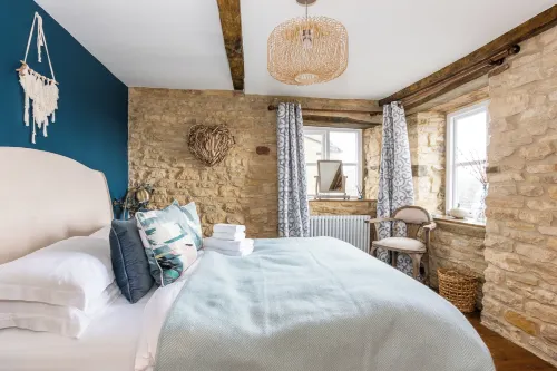 Windsor Cottage - Bolthole in the Heart of CN! Hotels in Great Tew
