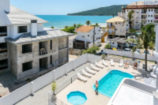 Agua Marinha by Viva - Prédio Com Apartamentos Completos, Com Piscina e a Passos da Praia