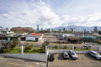 Holiday Inn SAN JOSE LA SABANA by IHG - Bãi đậu xe