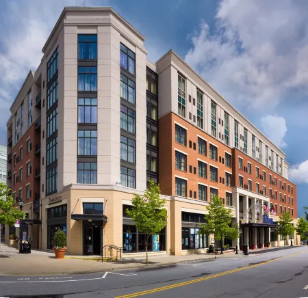 Hilton Asheville Biltmore Park Отели рядом с достопримечательностью «Университет Уэстерн Каролина»